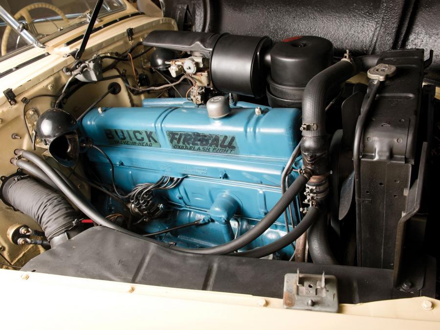  Buick Roadmaster Convertible 1947 года  (фото 2 из 8)